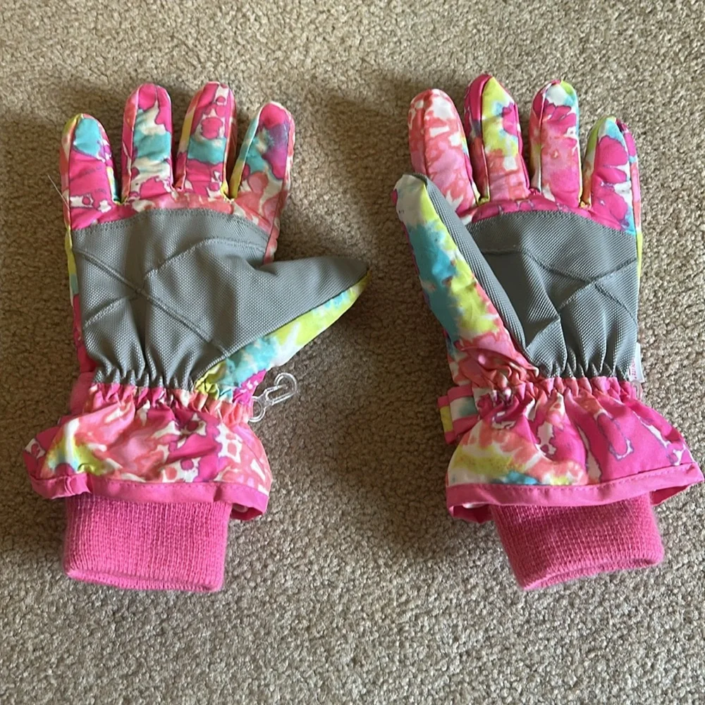 Place winter gloves